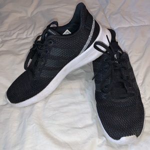 Adidas Tennis Shoes